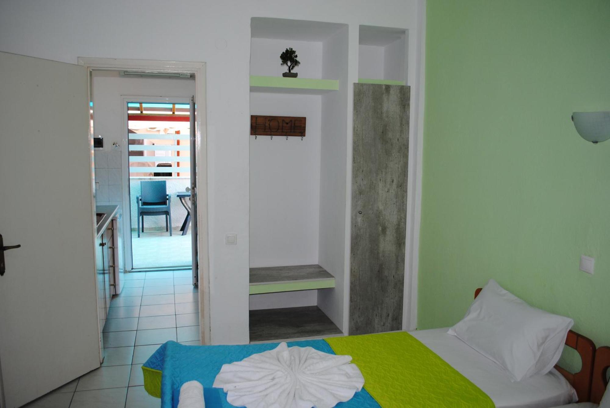 Artemis Apartments 팔랄리아 디오니시우 외부 사진