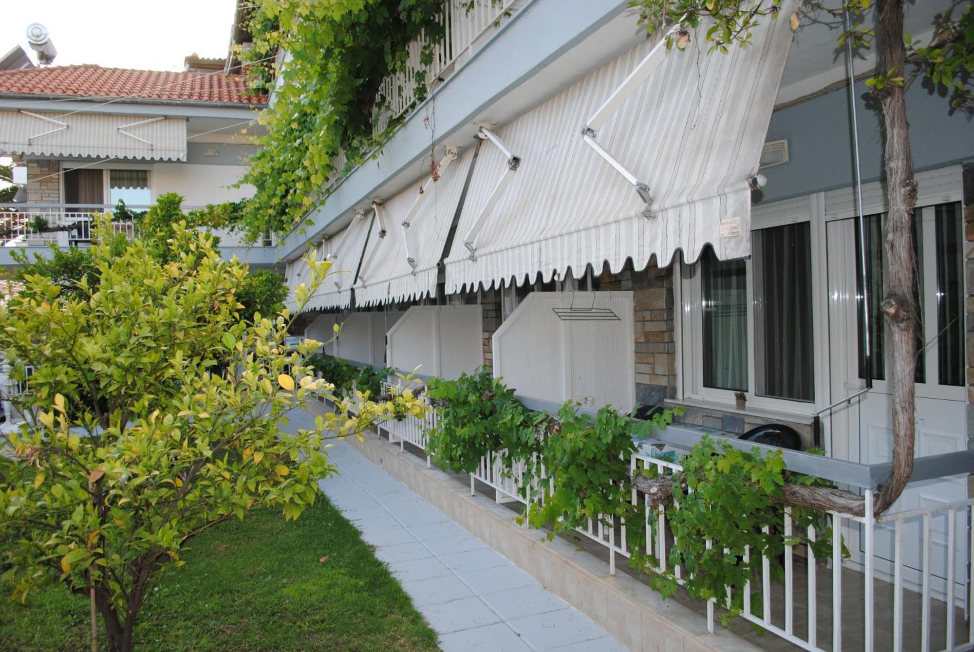 Artemis Apartments 팔랄리아 디오니시우 외부 사진