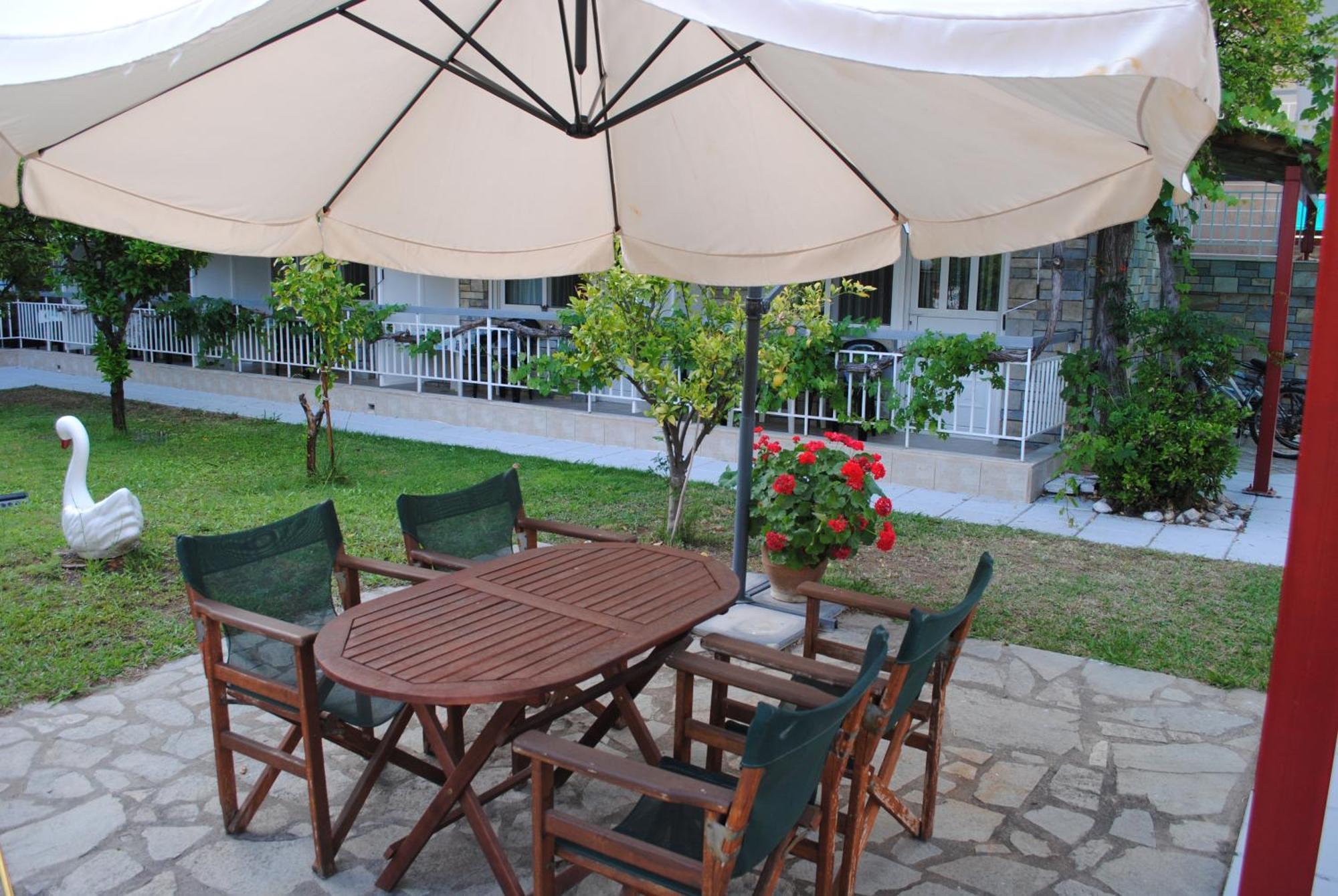 Artemis Apartments 팔랄리아 디오니시우 외부 사진